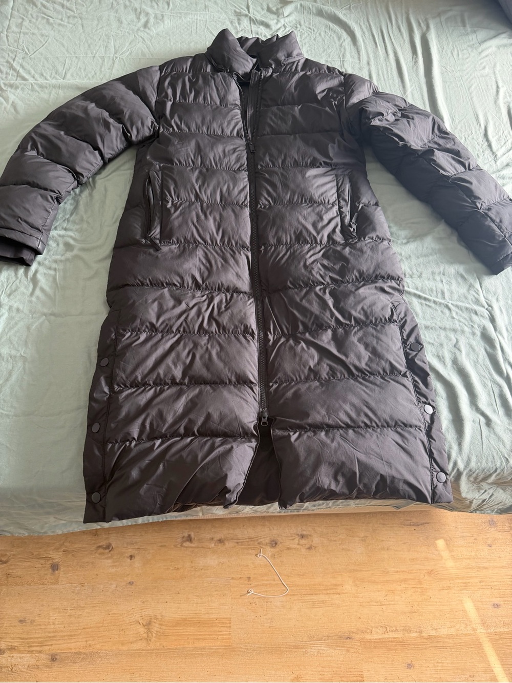 tentree Long Quilted Puffer Coat - Dark Brown